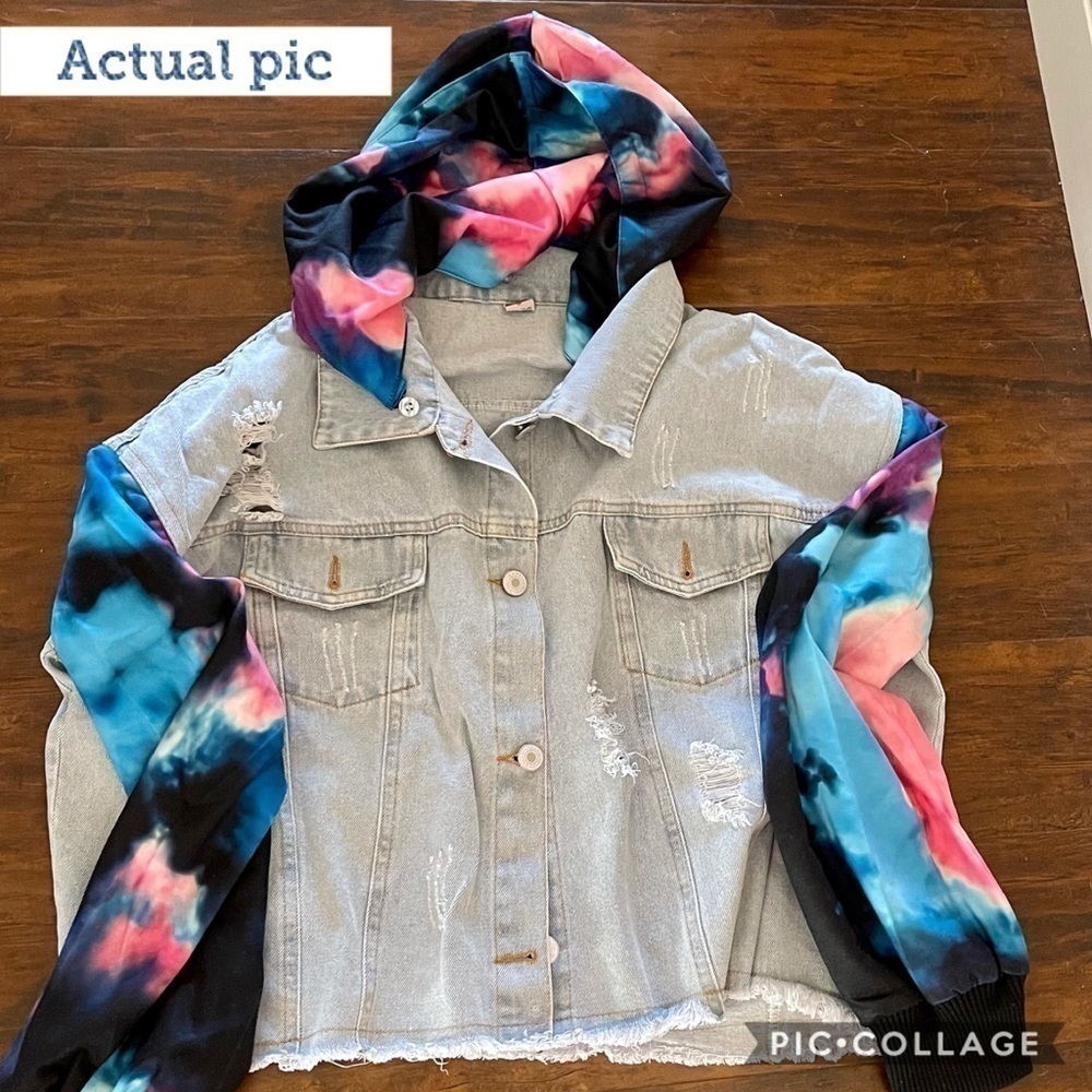 SALE!! Distressed Denim Cropped Jacket - Picture 5 of 6